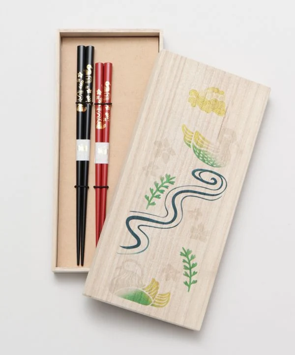 Glückverheißende Essstäbchen Set