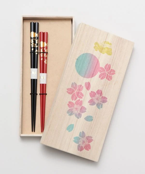 Glückverheißende Essstäbchen Set