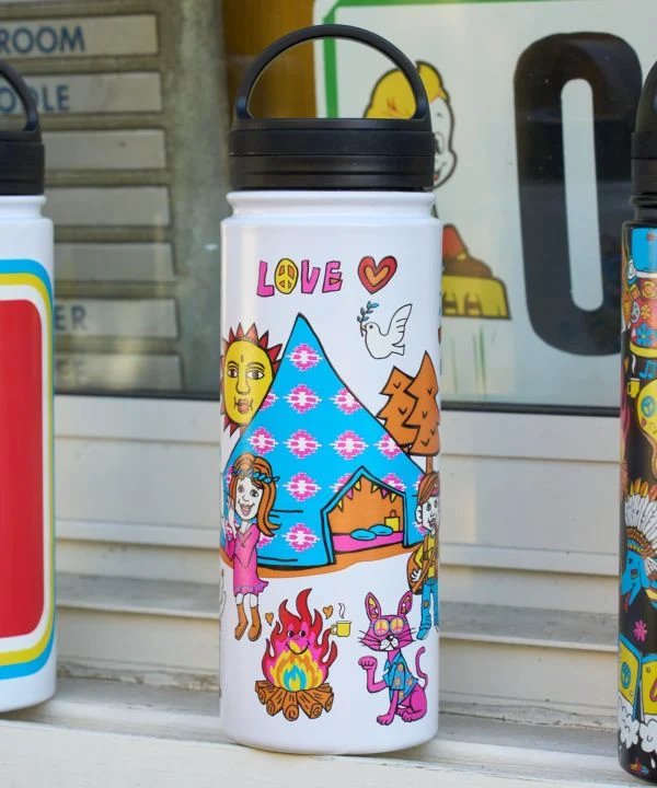 AMINA x POP FIRE Hippie Family Edelstahlflasche