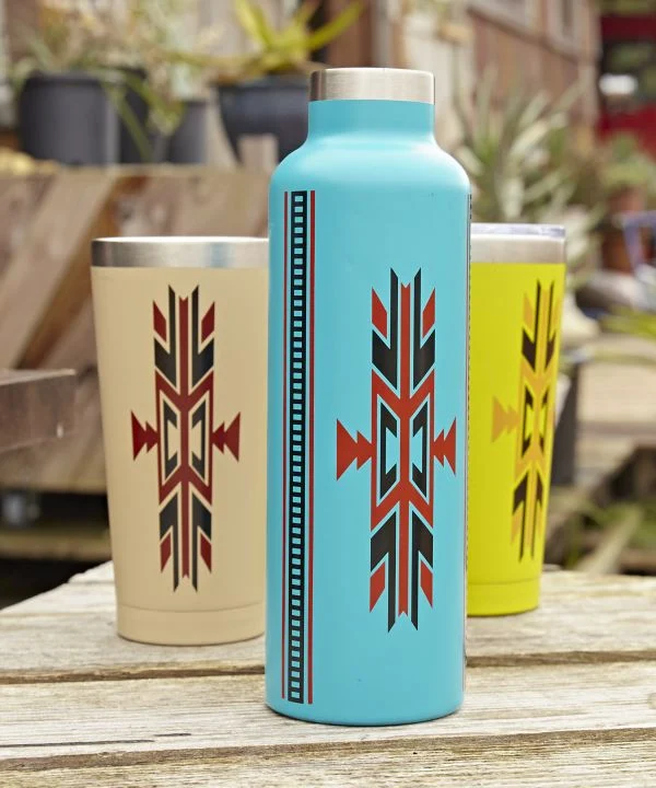 Wasserflasche mit geometrischem Muster - 750ml
