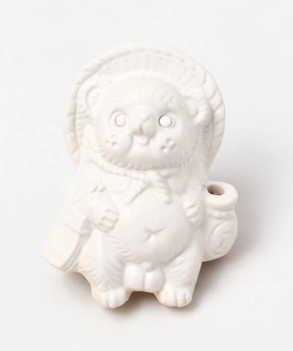 SHIGARAKI Ware sitzend TANUKI --Weiß