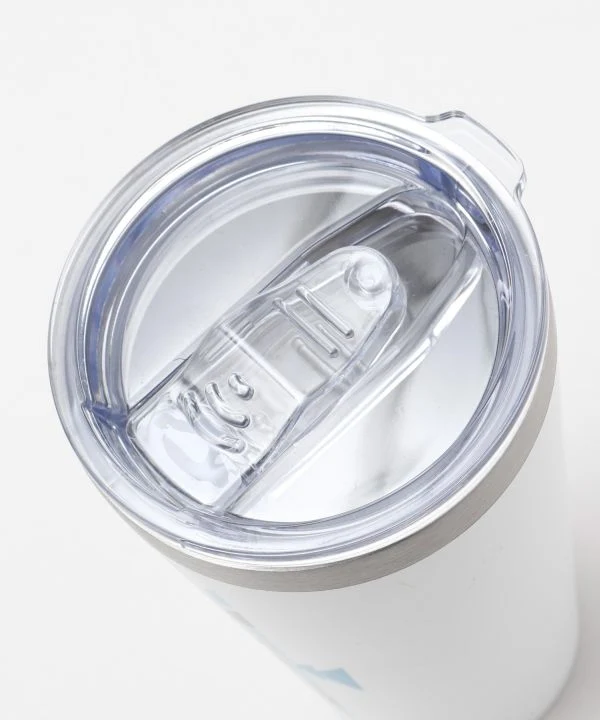 Becher mit geometrischem Muster