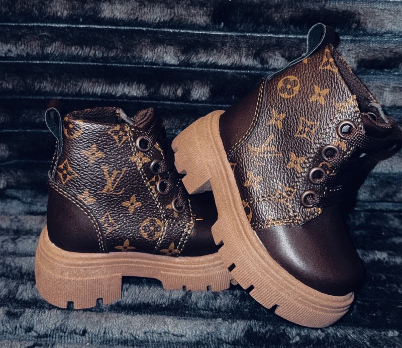 kids Brown boots